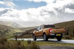 Nissan NP300 Navara Double Cab 2016 года (UK)
